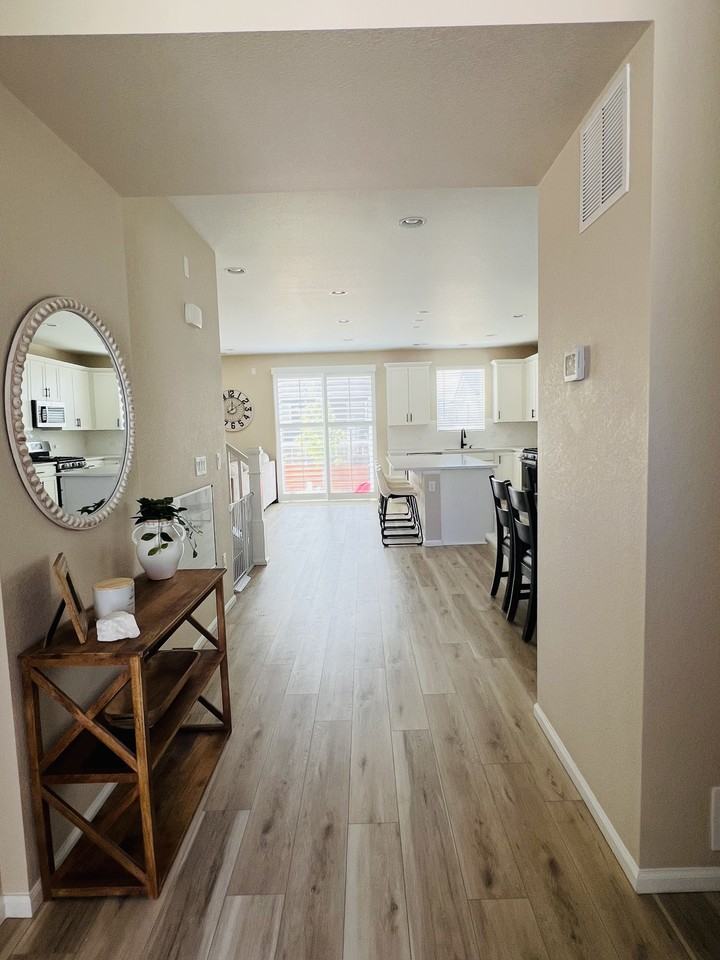 48 N Edge Cliff St #NA - Photo 2 of 25