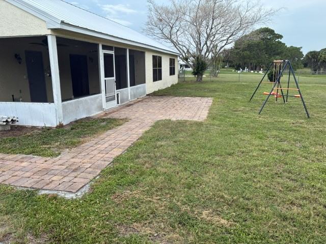 1366 Se Arenson Ln #NA - Photo 3 of 12