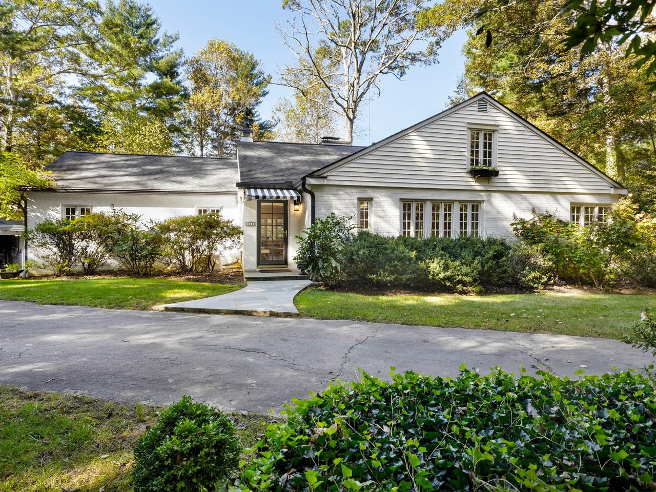 321 Vanderbilt Rd #NA - Photo 3 of 38