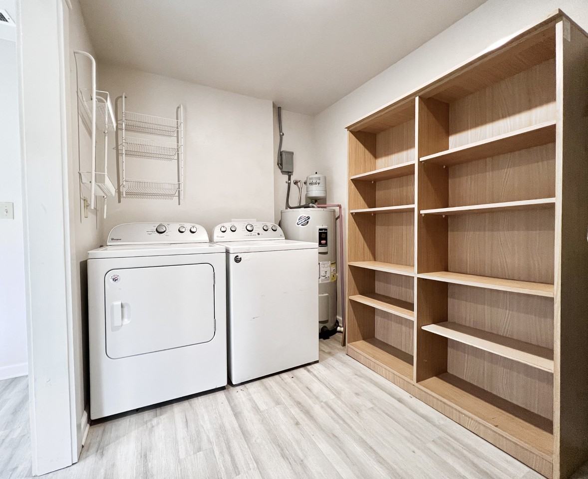 1233 S Washington Ave #NA - Photo 6 of 21