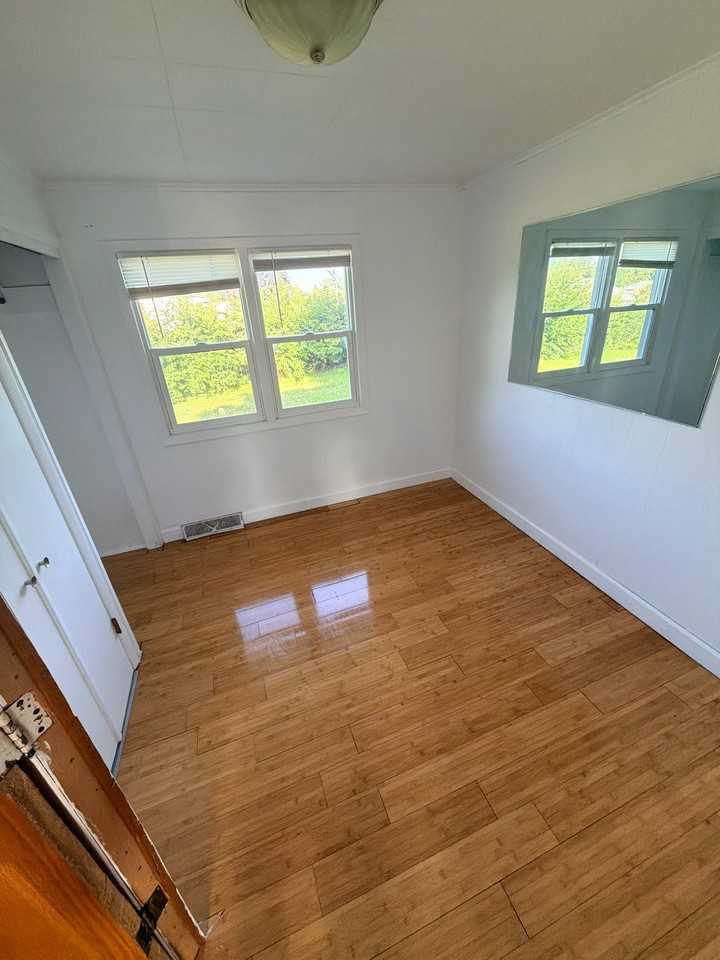 1821 E Ridgeway Ave #NA - Photo 6 of 8