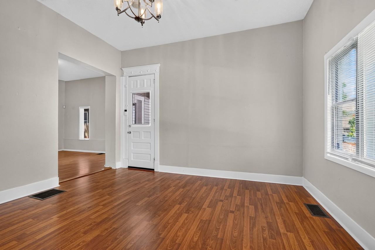 1613 Fletcher Avenue - Photo 5 of 35