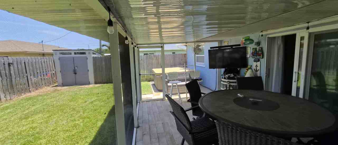 137 Magnolia St - Photo 4 of 23