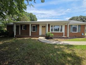 2209 Courthouse Rd - Photo 1 of 1