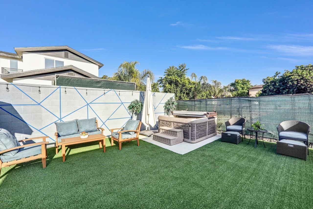 7834 Beck Ave #NA - Photo 2 of 47