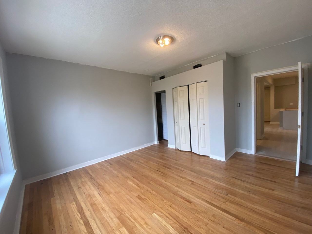 4626 W Lawrence Ave #2 - Photo 7 of 12