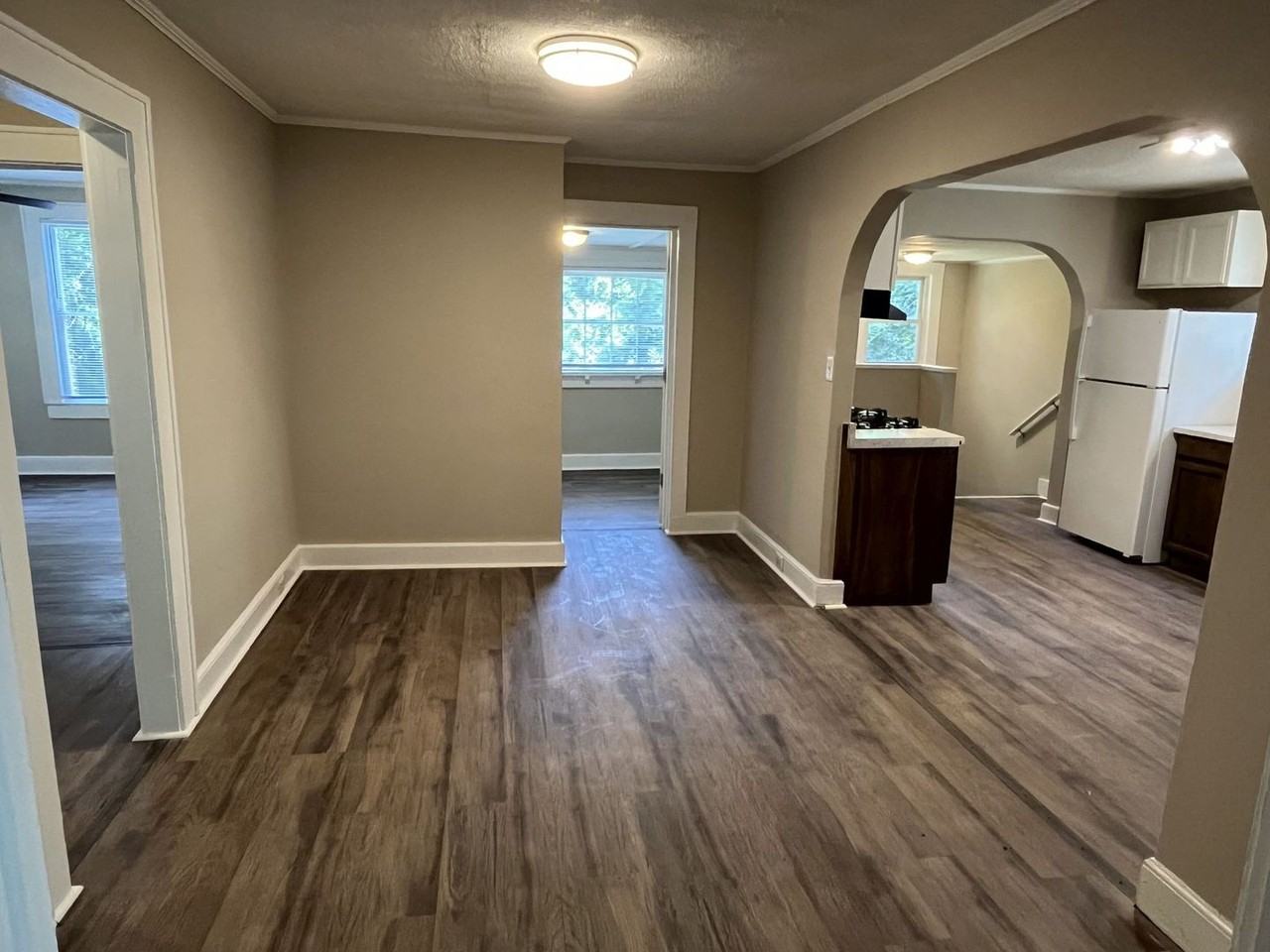 975 Old Charlotte Rd - Photo 5 of 33