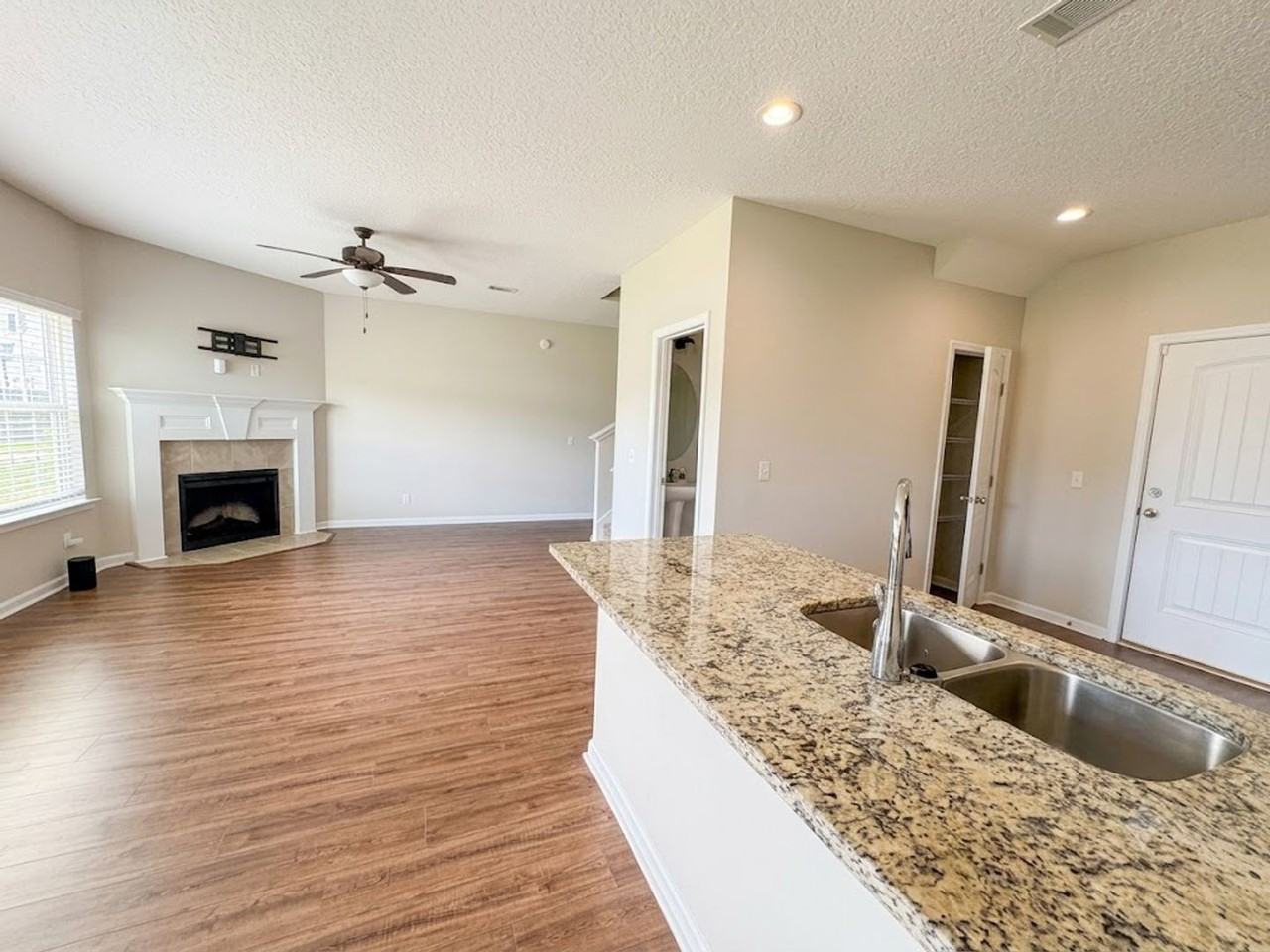 133 Brightleaf Cir - Photo 5 of 13