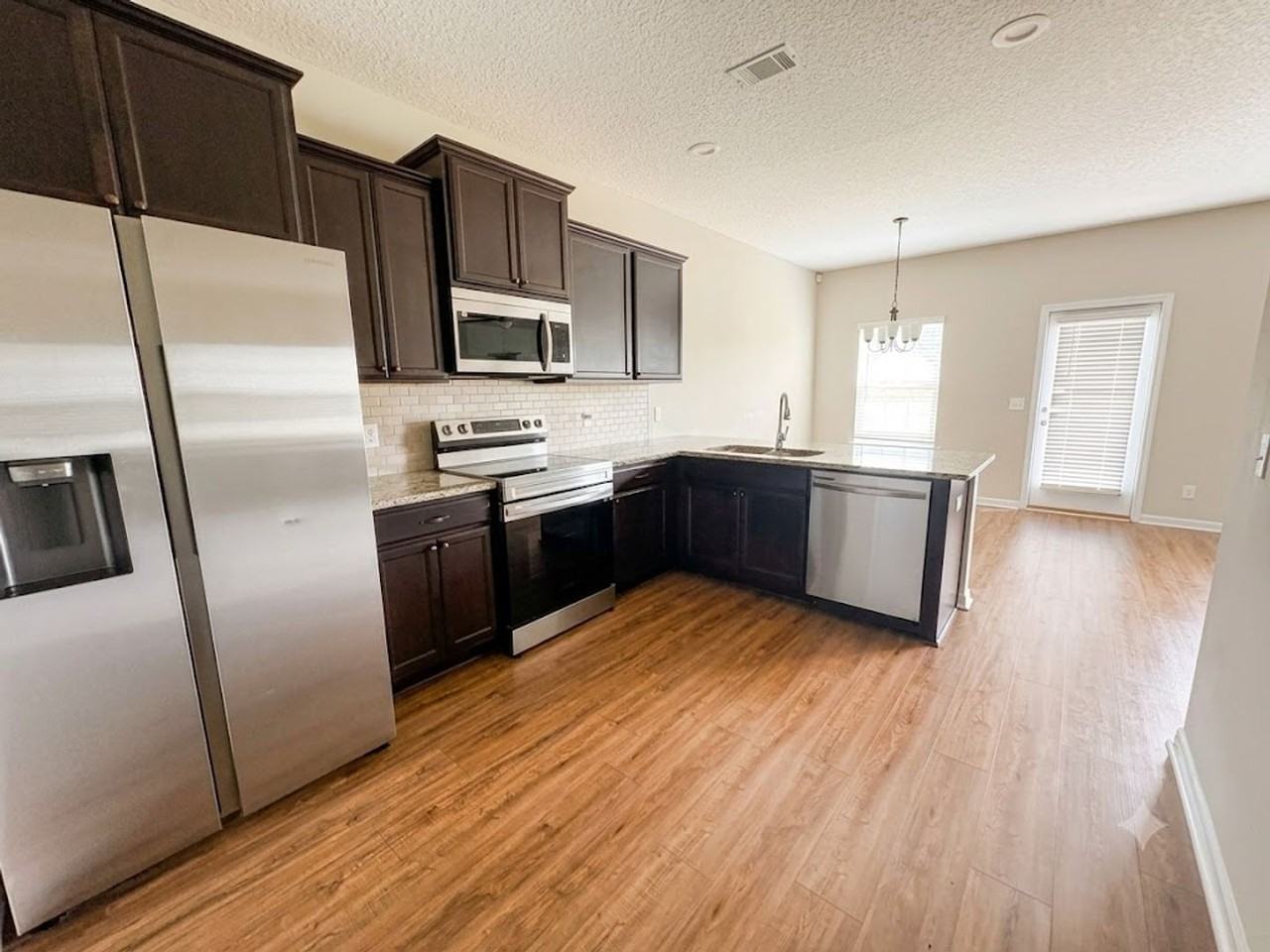 133 Brightleaf Cir - Photo 6 of 13