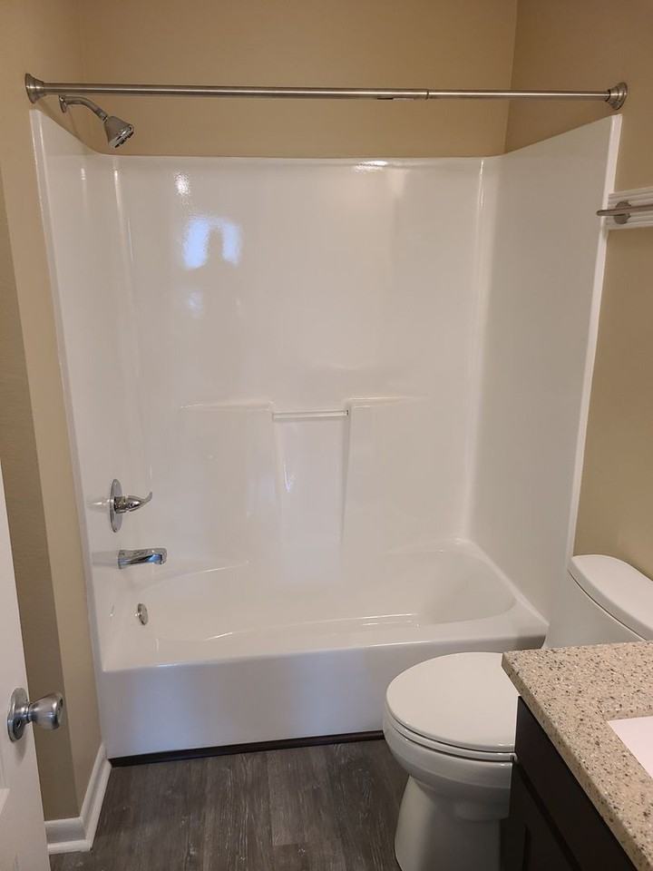 117 117 Alder Ave S.E. - 1 bedroom, 1 bath (1st floor) - Photo 7 of 10