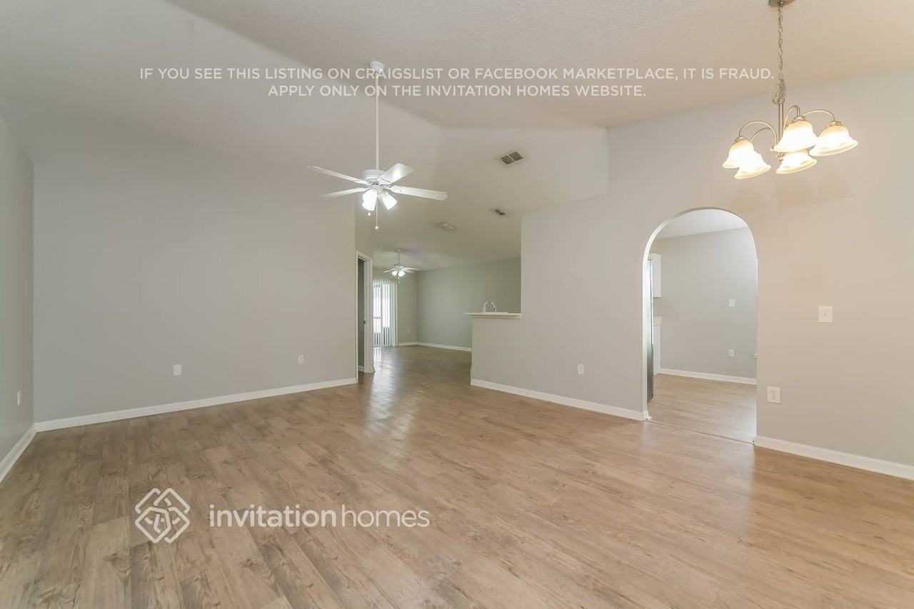 397 Regal Downs Cir - Photo 4 of 17