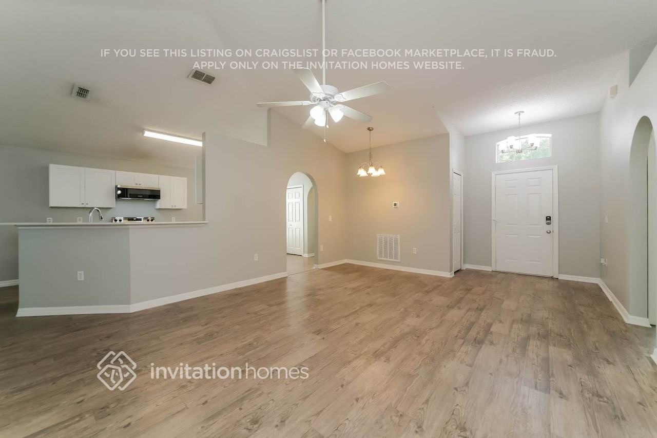 397 Regal Downs Cir - Photo 5 of 17