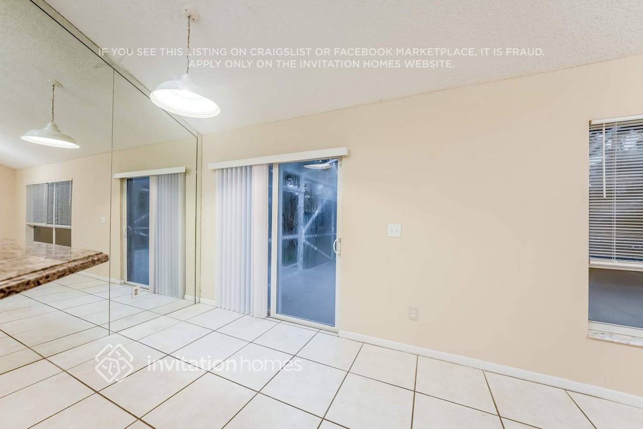 9648 Tavernier Dr - Photo 5 of 18