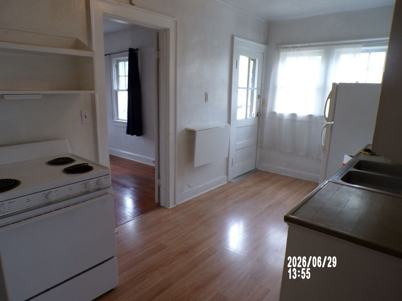 316-02 - 311 - 317 - 321 - 322 - 327 - 329 NW 18th St. Corvallis, OR 97330 - Photo 3 of 22