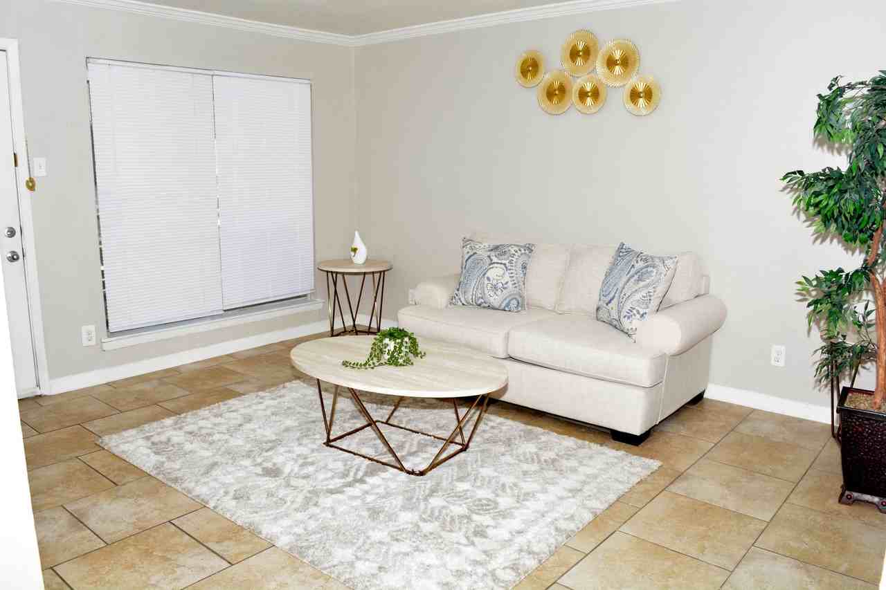 Spanish Meadows Apartments - Photo 5 of 5