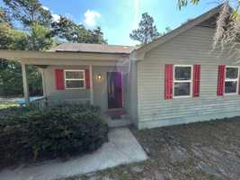 featured image of 1037 Ash Street Ext