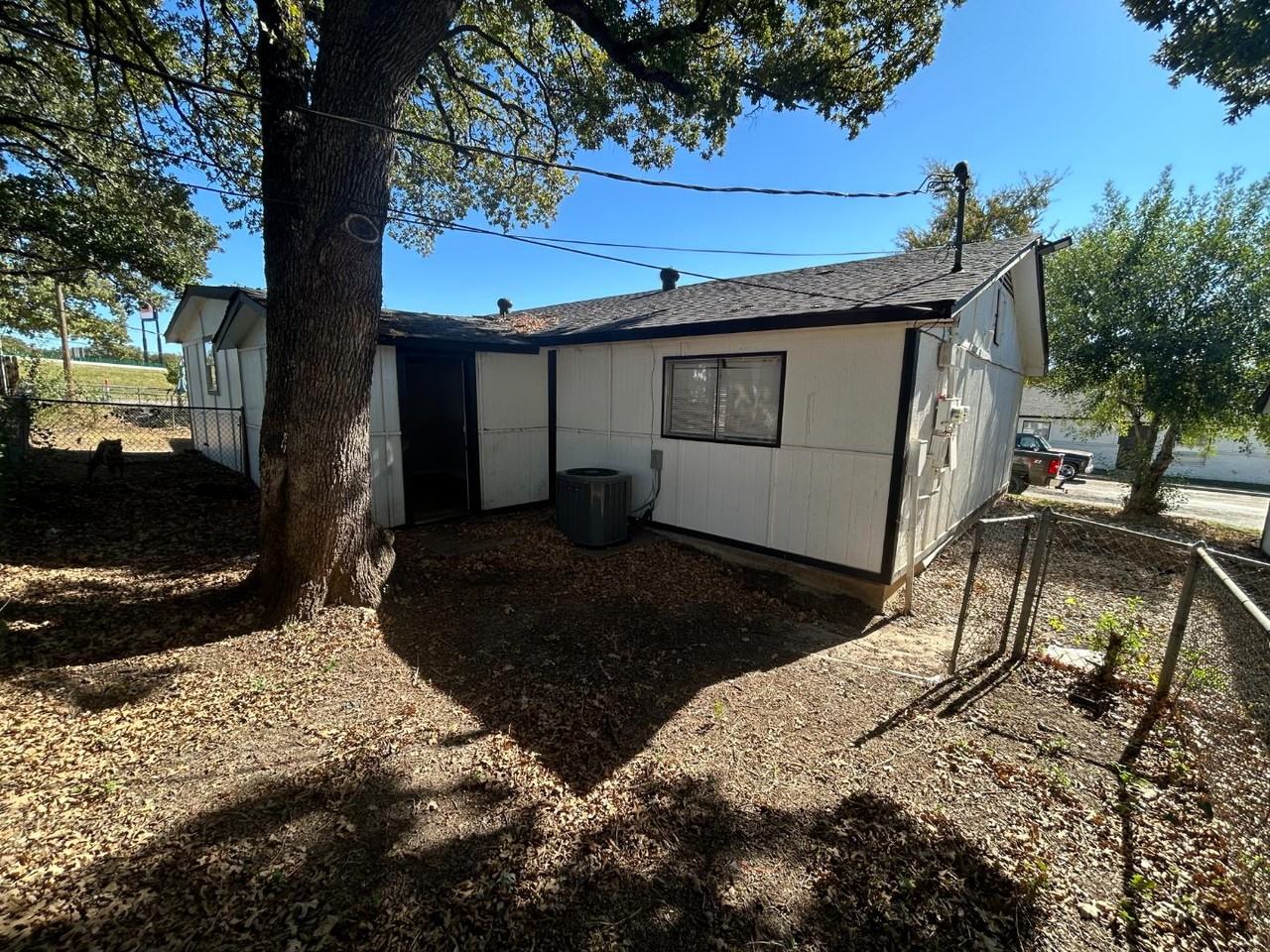 2809 N Highway 175 - Photo 6 of 28