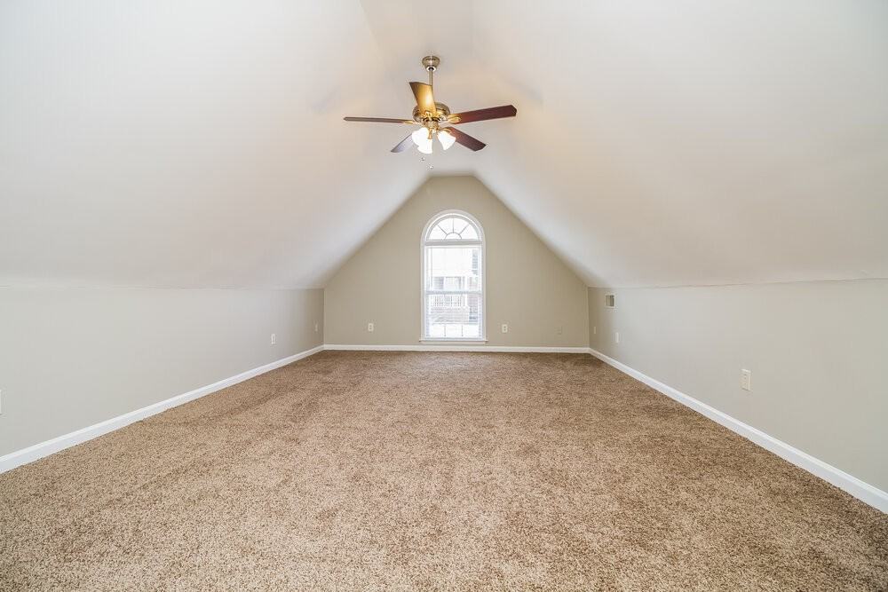 142 Homestead Pl - Photo 7 of 15