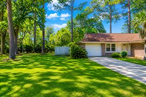 featured image of 6804 Oakmont Dr #6804