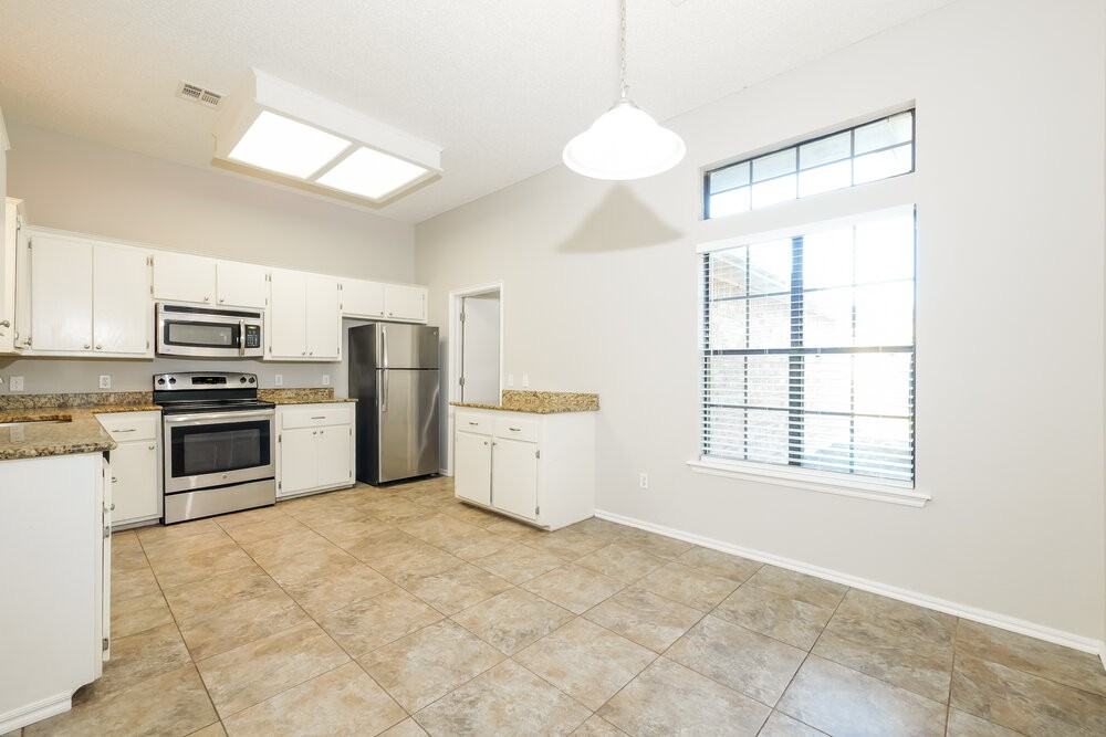 324 Marrgate Dr - Photo 6 of 16