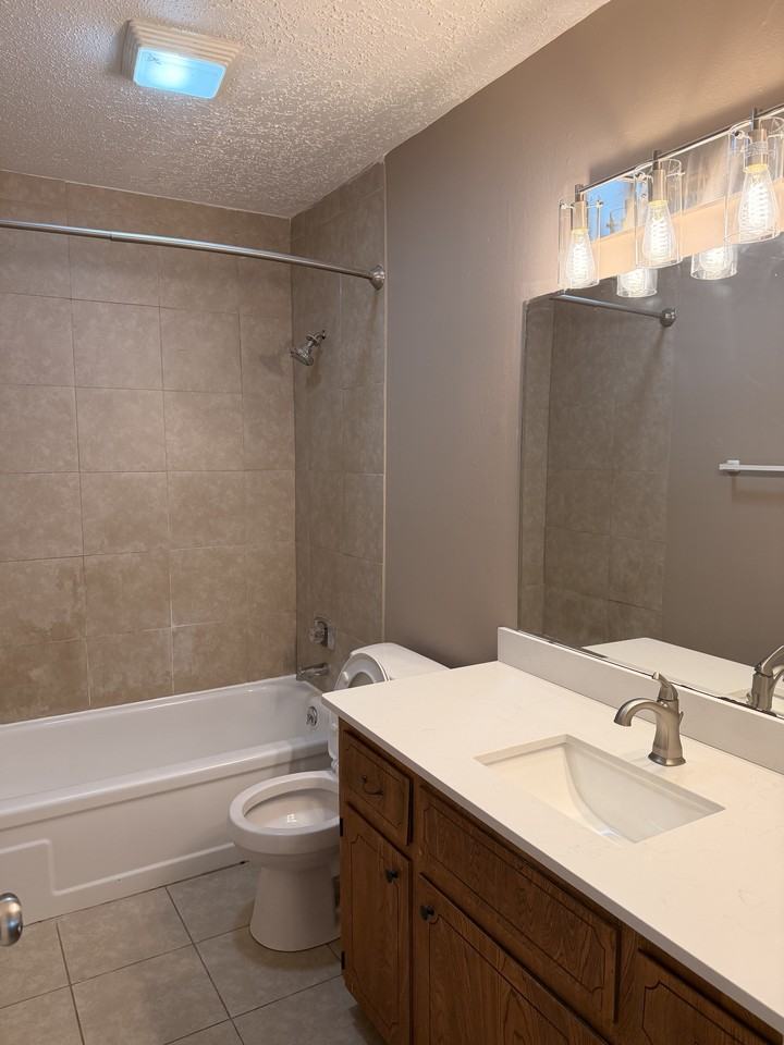 12134 E 21st Ct #1 - Photo 7 of 24