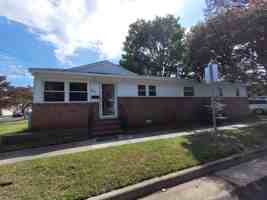 featured image of 1012 Oaklawn Ave