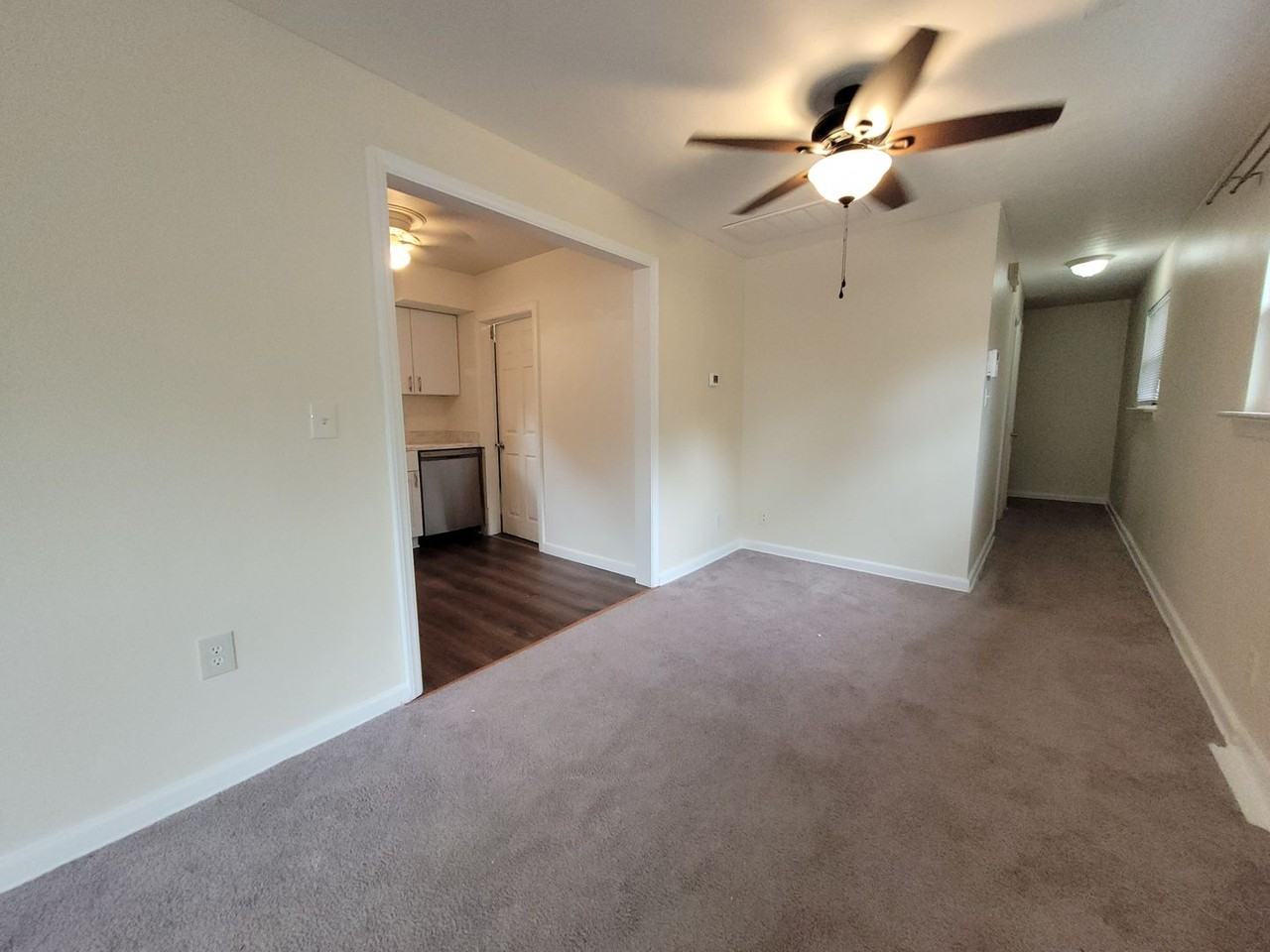 1012 Oaklawn Ave - Photo 7 of 17