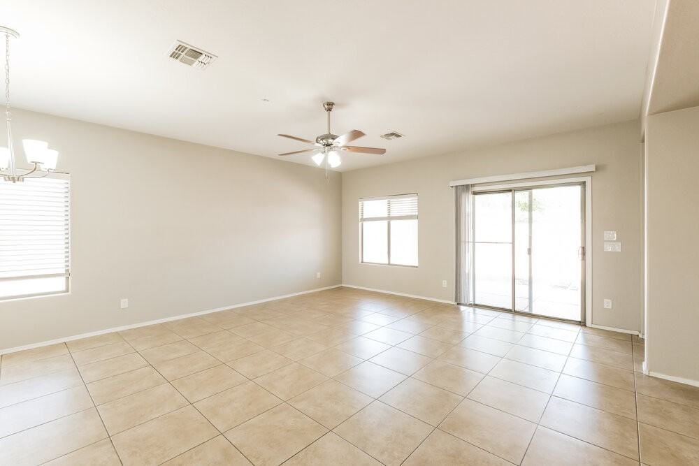 105 N 108th Dr - Photo 5 of 16
