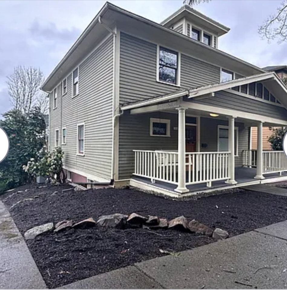 5004 Sw View Point Ter - Photo 2 of 21