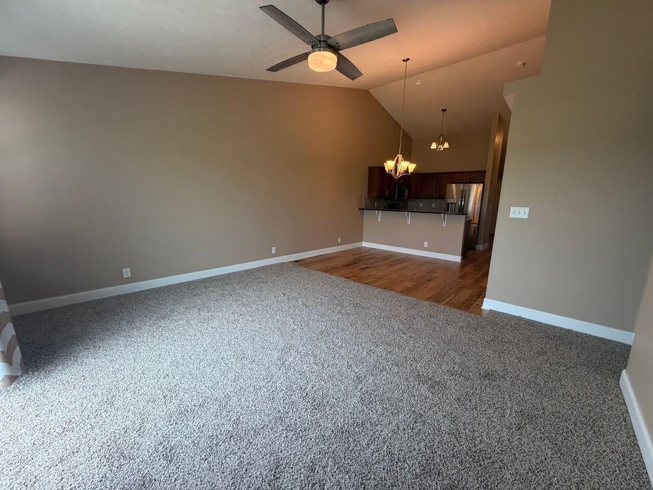 3136 King Ridge Blvd - Photo 3 of 19
