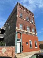featured image of 3081 S Lock St