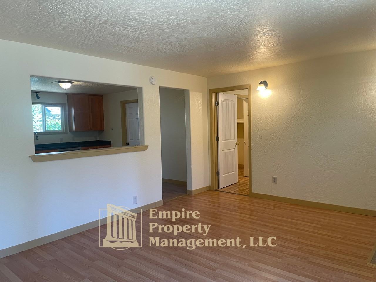 4355 River Rd #4 - Photo 5 of 17