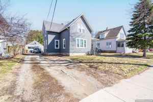 featured image of 608 Broad St