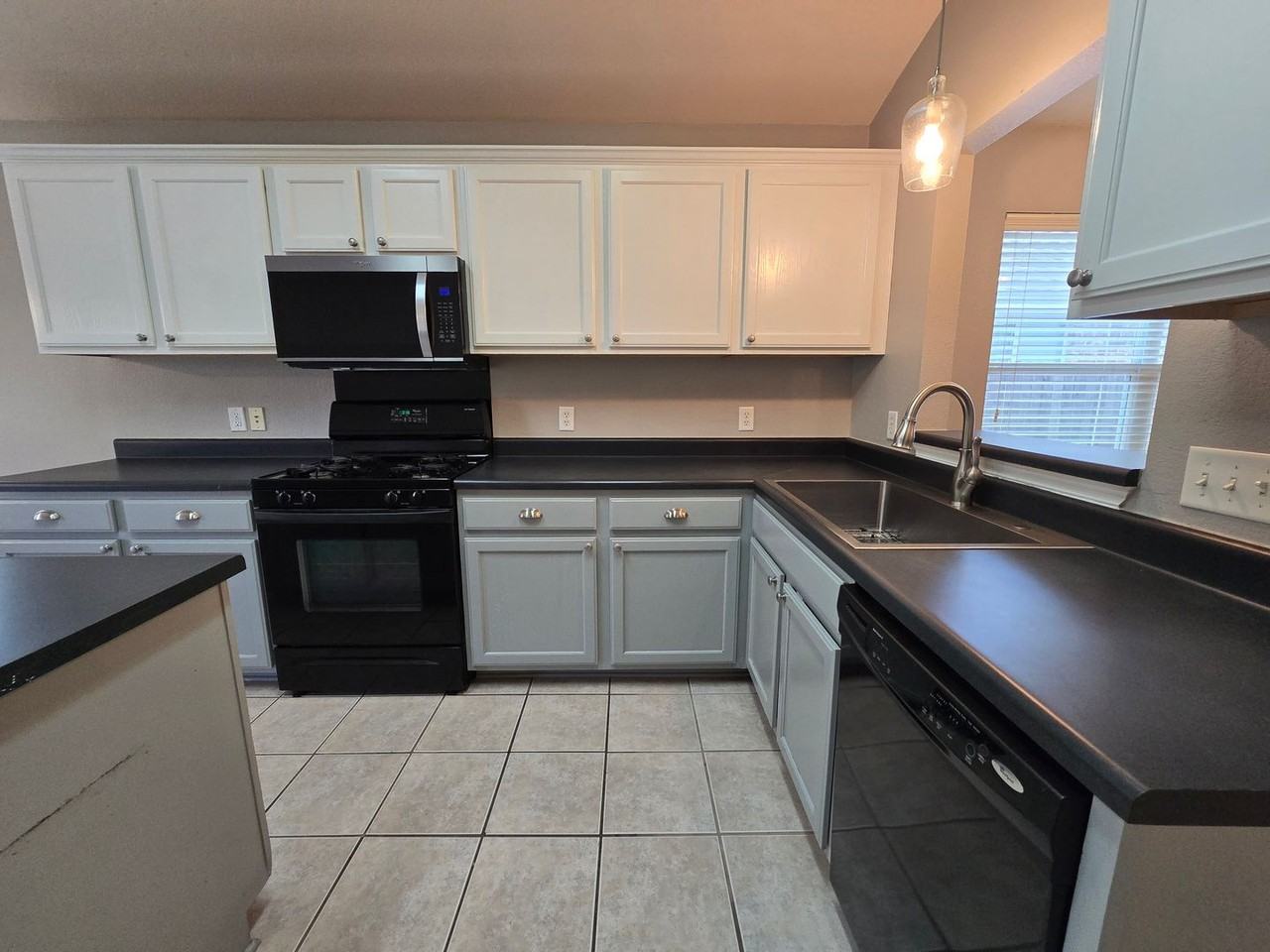 14309 Ballycastle Trl - Photo 6 of 37