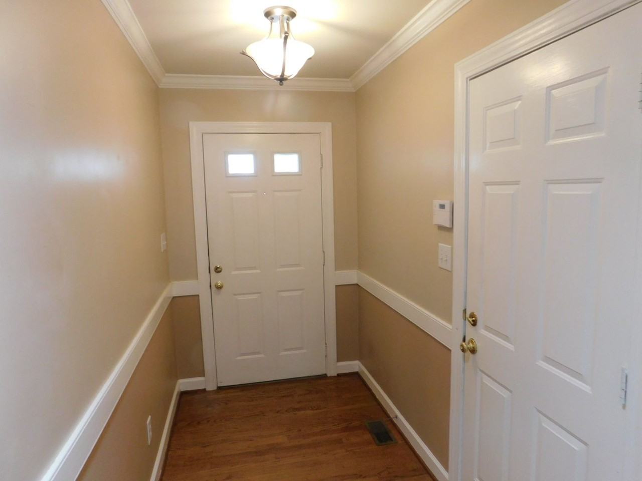 2905 Mandy Ln - Photo 3 of 25
