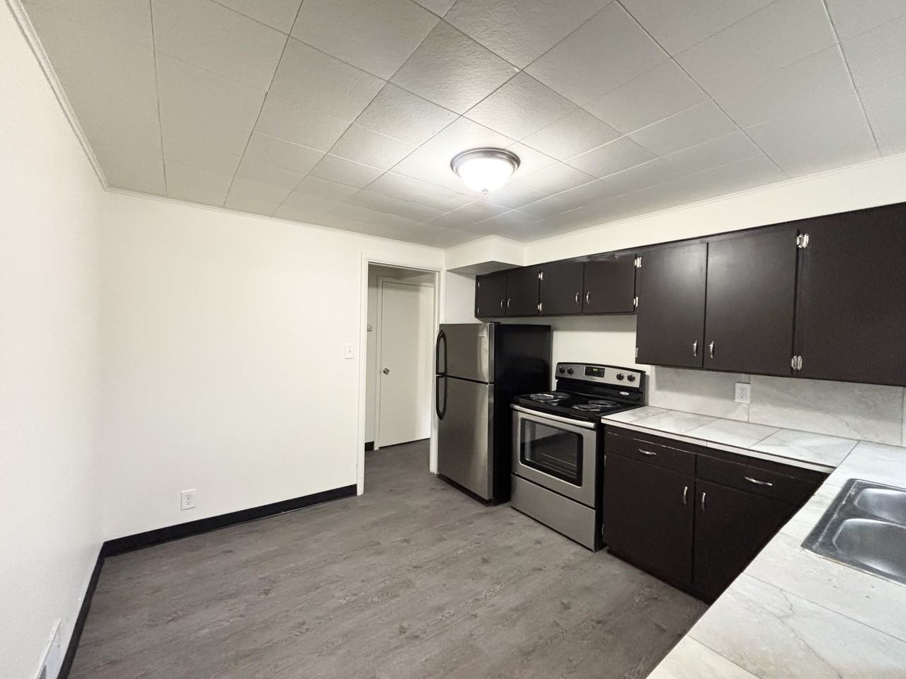 1507 S 700 E #3 - Photo 4 of 12