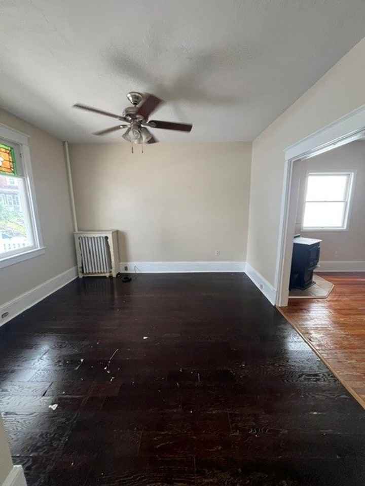 309 Arlington St - Photo 3 of 14