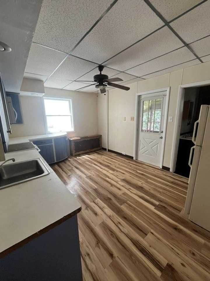 309 Arlington St - Photo 7 of 14