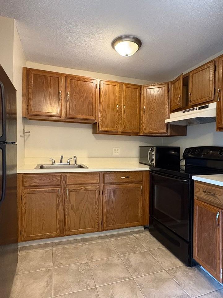 166 Gravel St #C12 - Photo 2 of 12