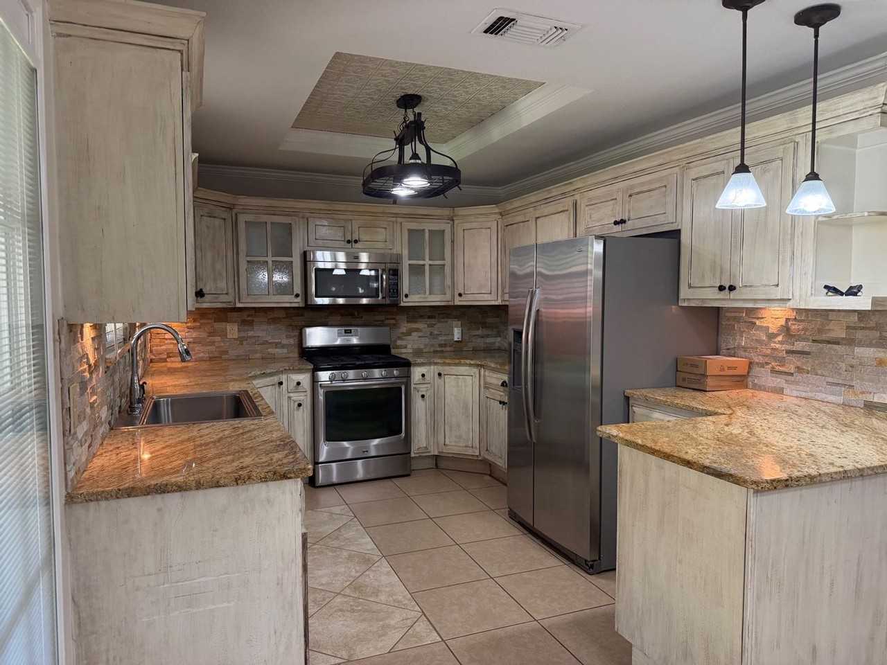 314 Trollinger St - Photo 7 of 18