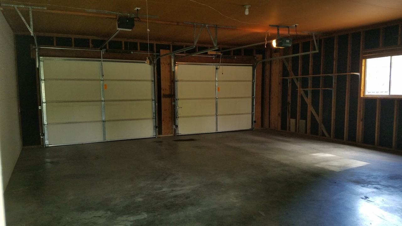1613 Grand Ave - Photo 2 of 19
