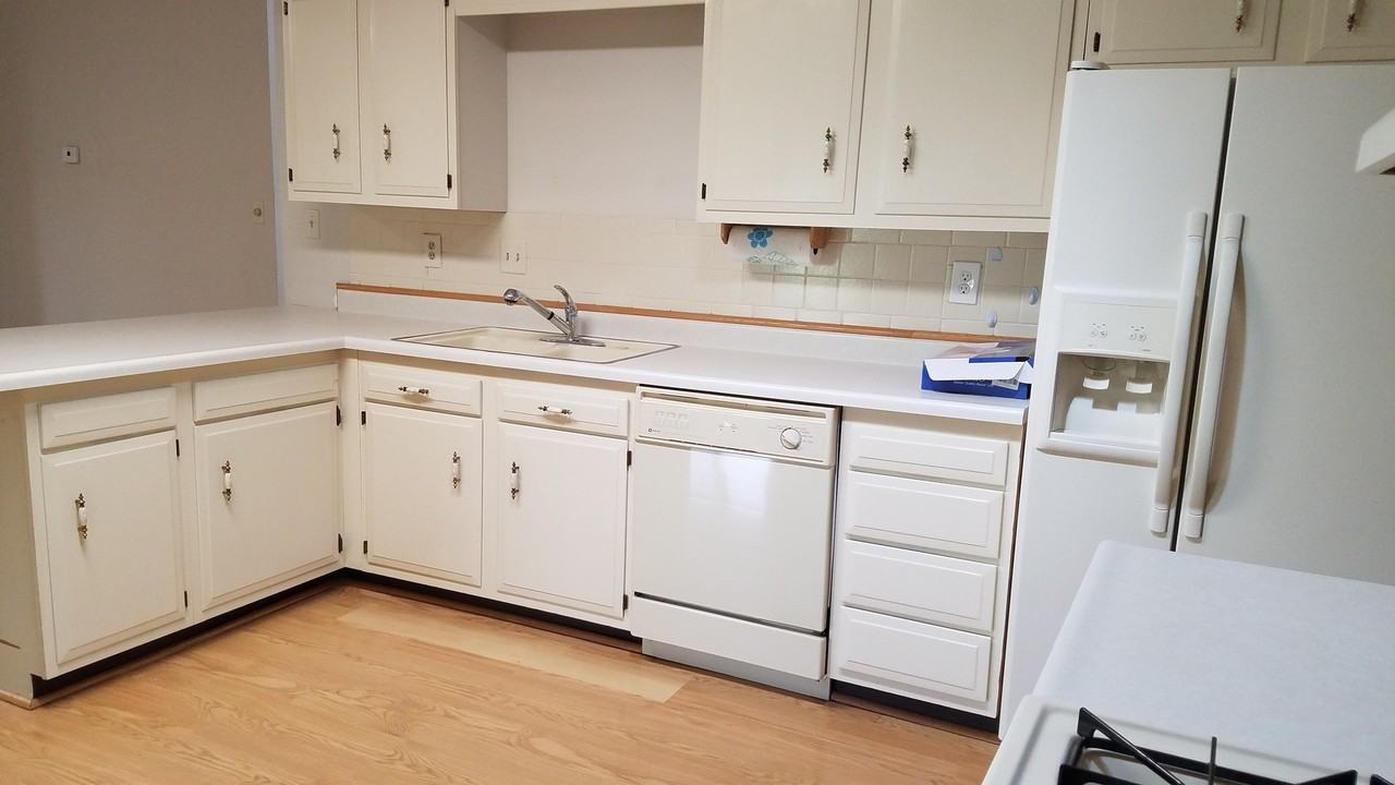 1613 Grand Ave - Photo 6 of 19
