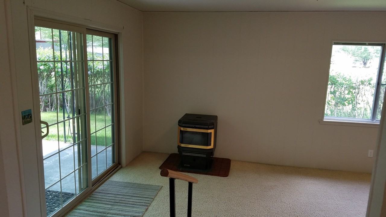 1613 Grand Ave - Photo 7 of 19