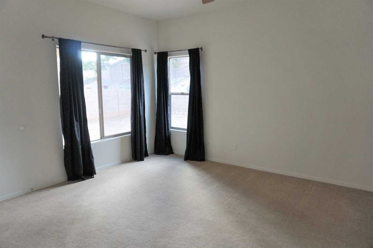 1098 Paso Robles Ave - Photo 7 of 13