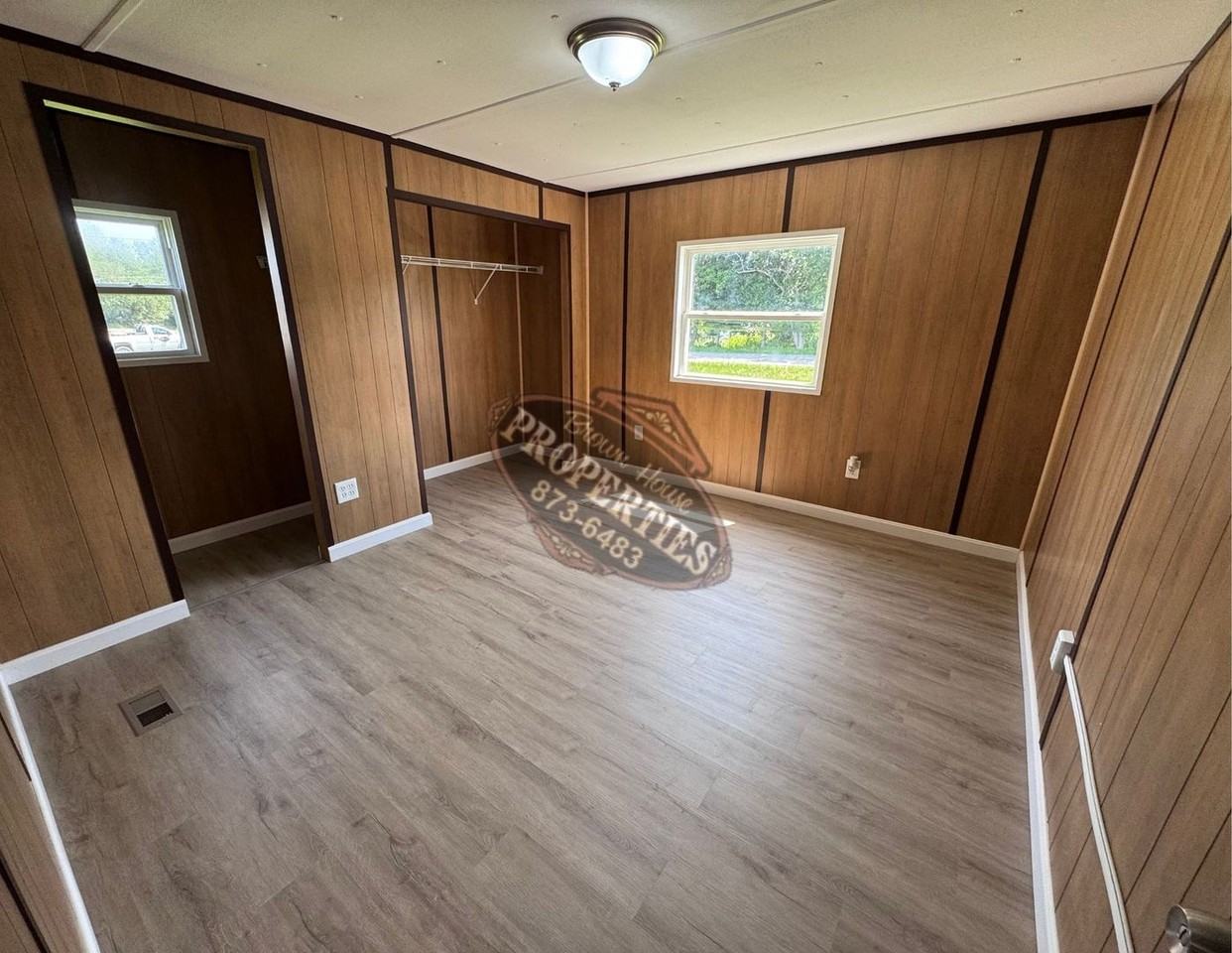 1592 Hill Rd - Photo 5 of 7
