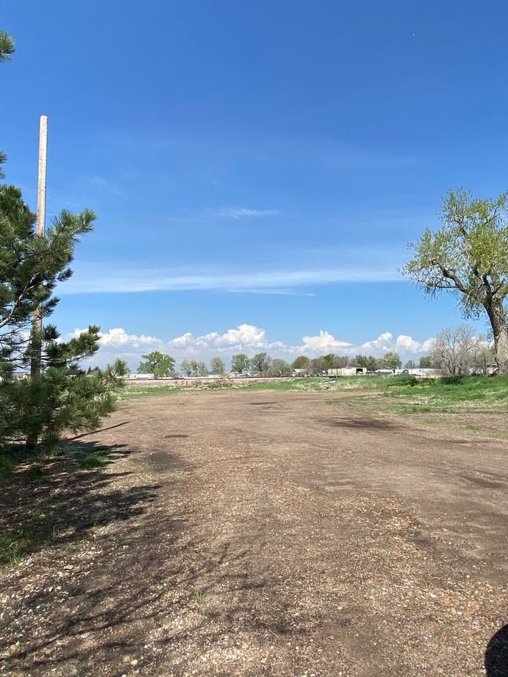 1253 N County Line Rd - Photo 5 of 8