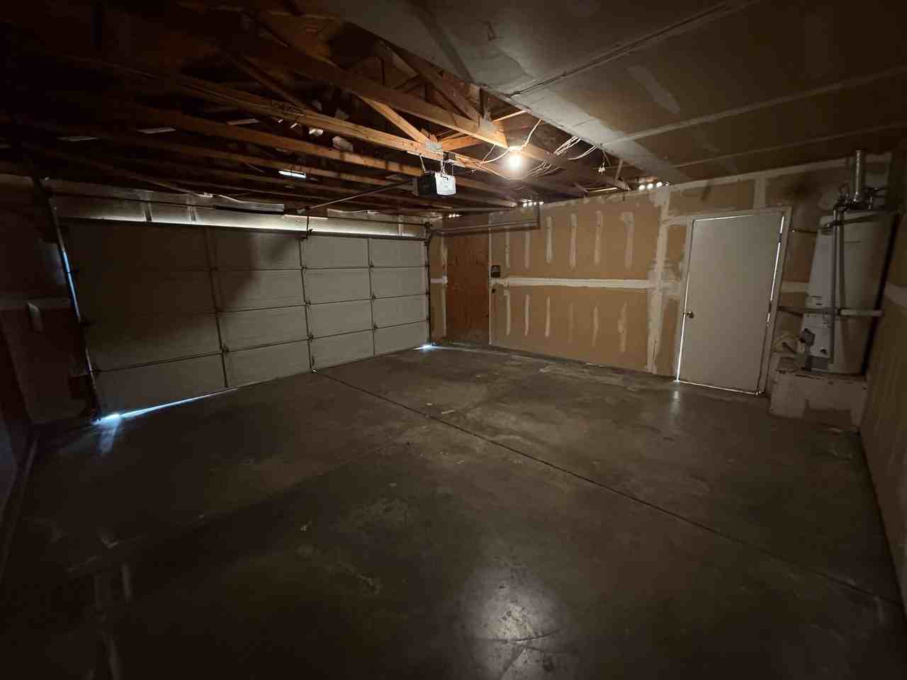 1905 Grapewood St - Photo 2 of 35