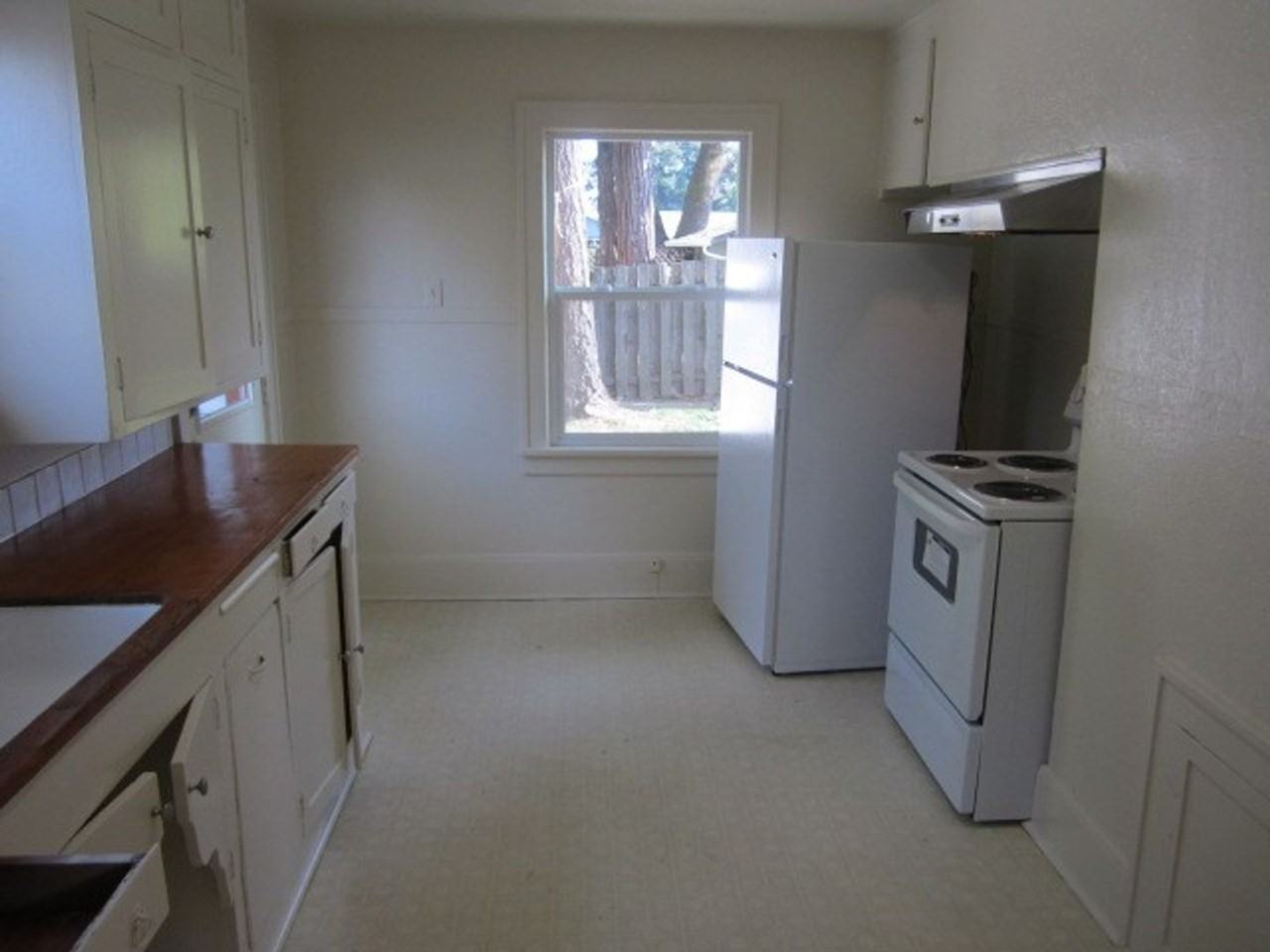 4630 Sw 185th Ave - Photo 2 of 19