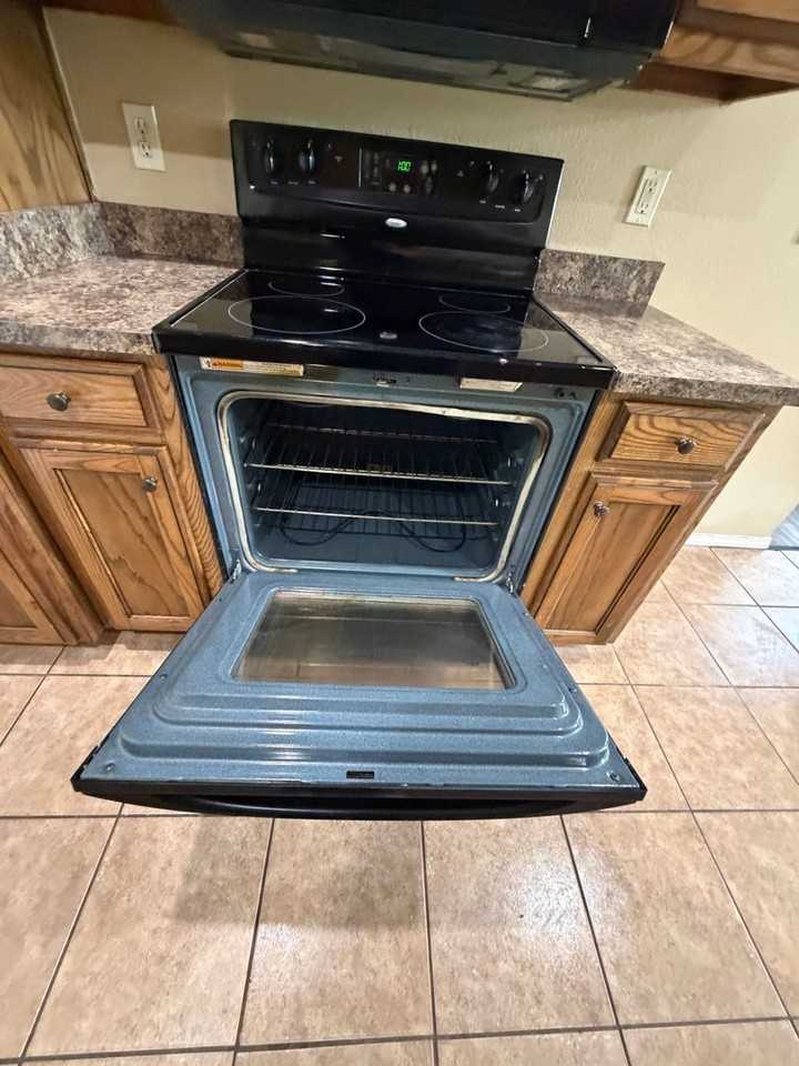 4409 S Aldredge St - Photo 3 of 13