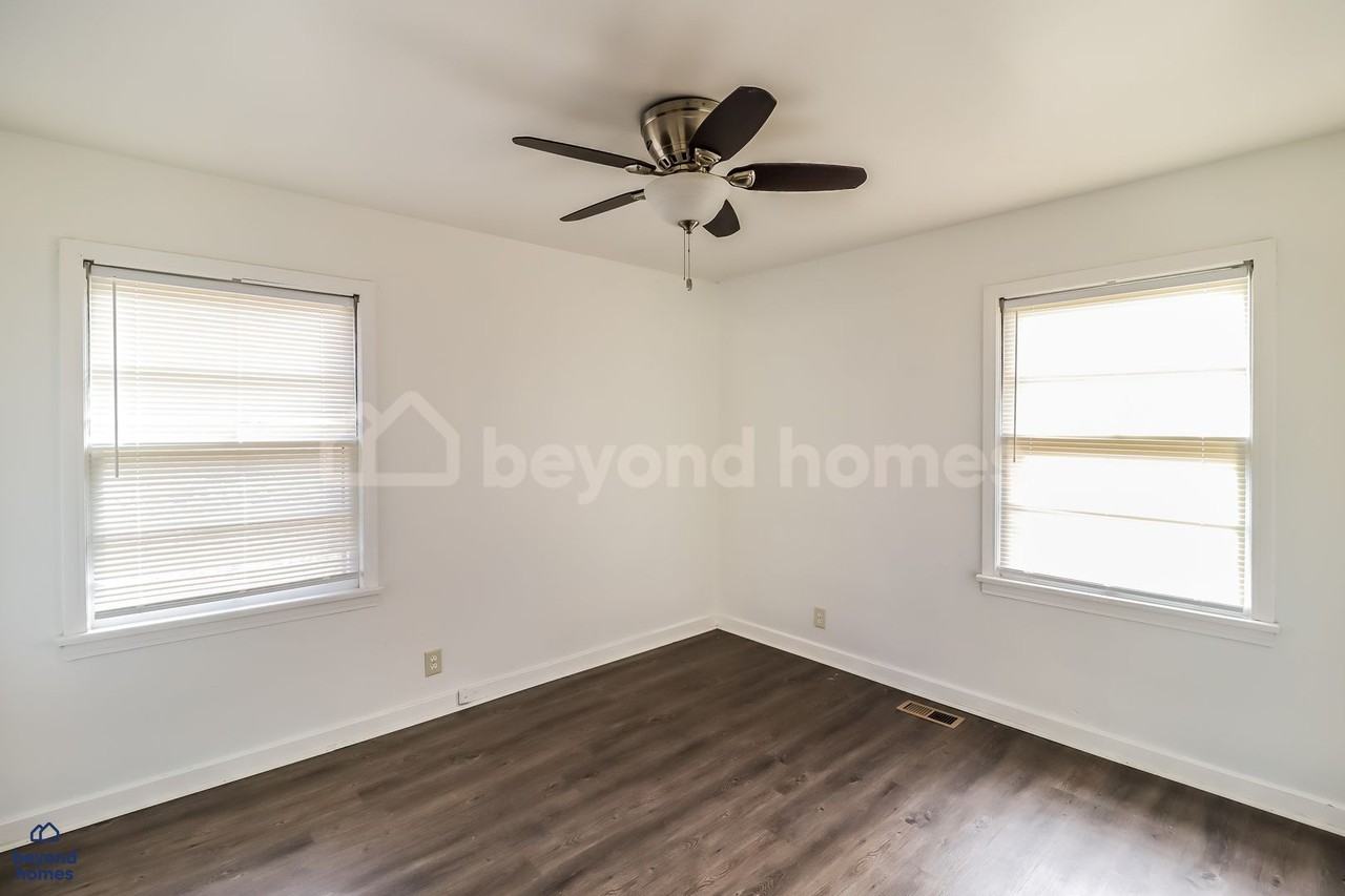 865 Westwood Rd - Photo 5 of 20